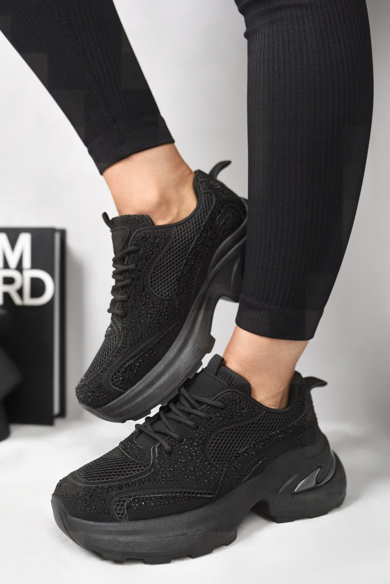 Chunky Mesh Trainers with Diamante Embellishment in Bkack and White