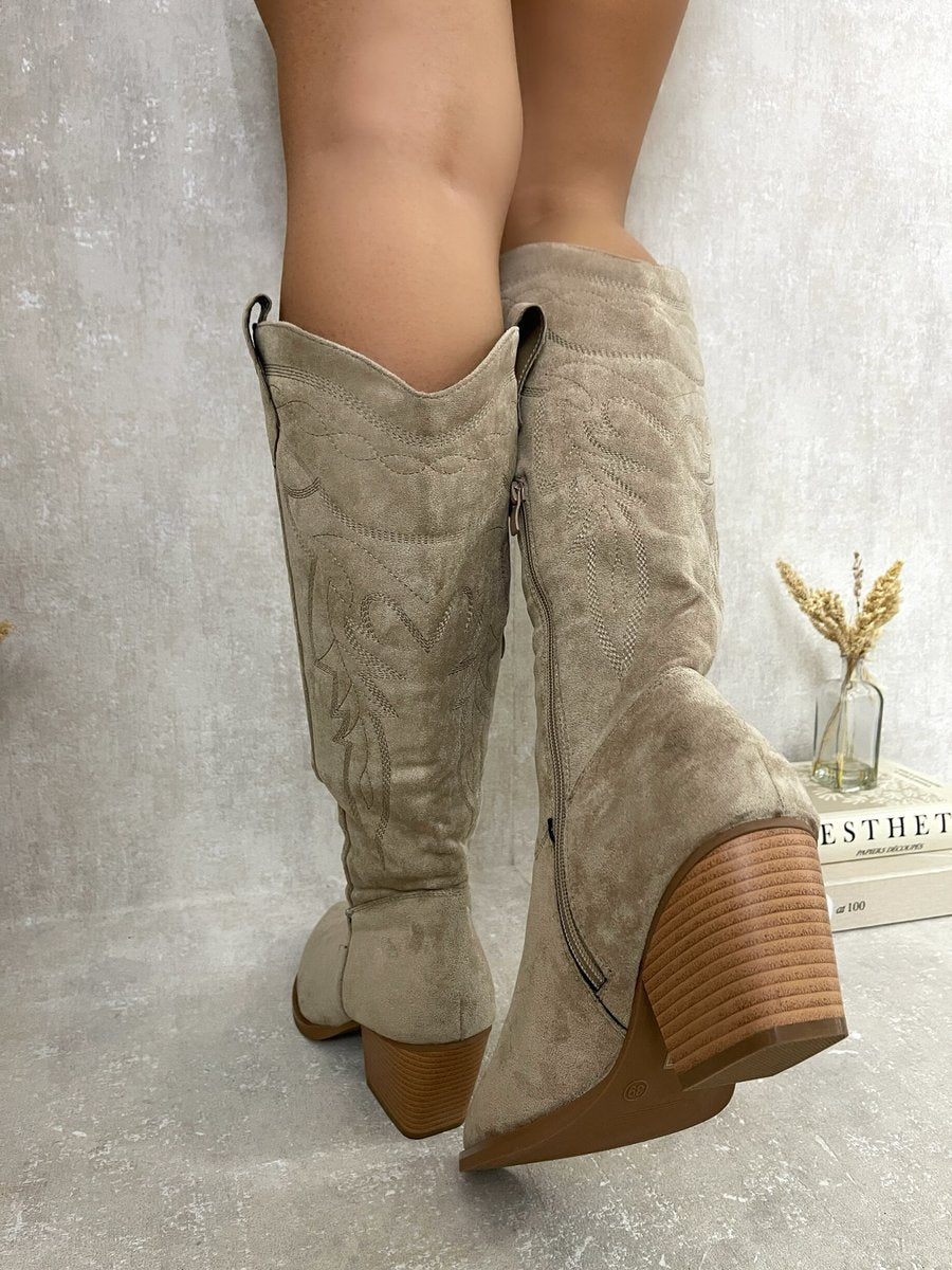 Block Heel Cowboy Boots in 2 Colours