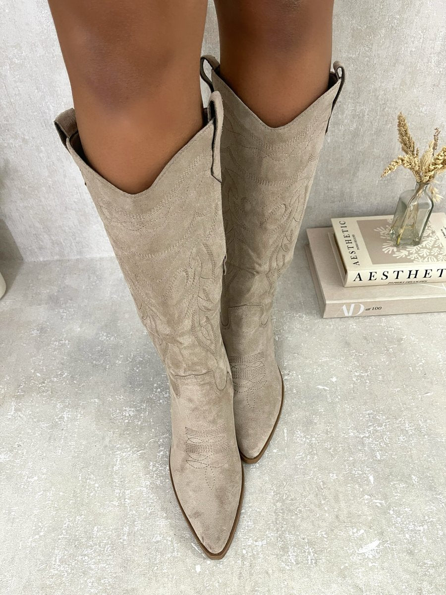 Block Heel Cowboy Boots in 2 Colours